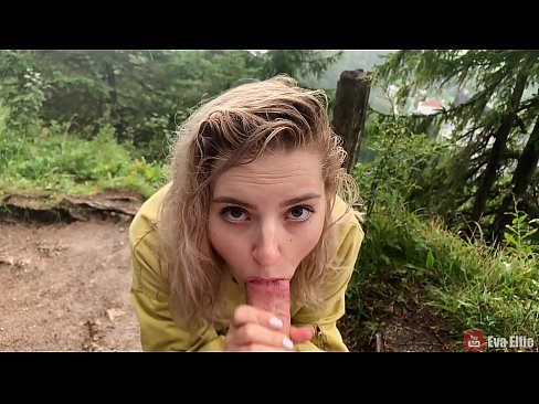 ❤️ Une fille avale du sperme après une fellation publique - Eva Elfi ☑  Sexe at fr.xxxpornimages.ru ️❤